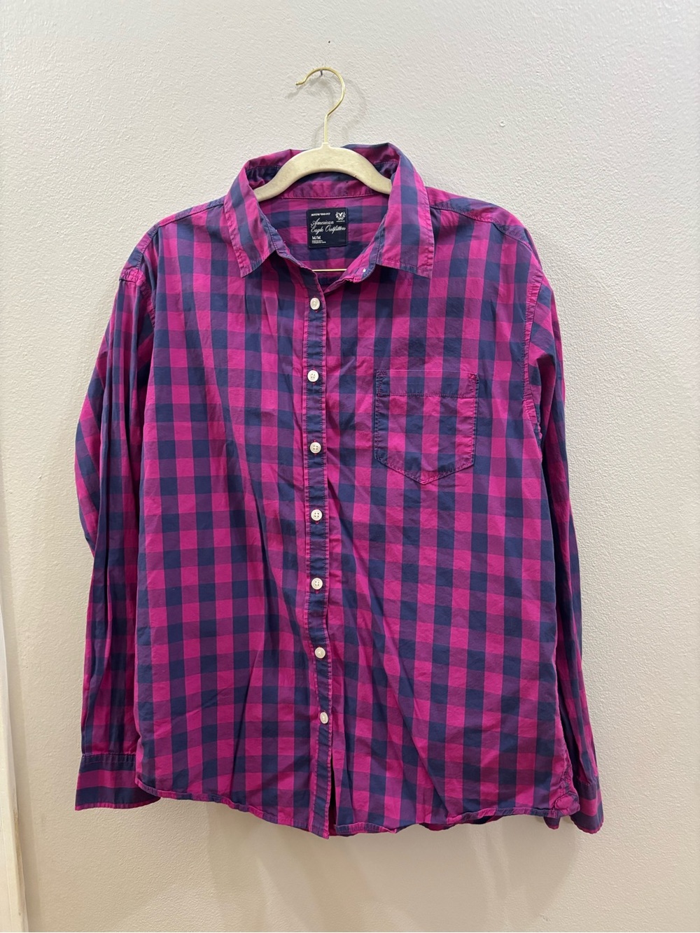 American Eagle Outfitters Pink & Navy Plaid Button-Down Shirt boyfriend fit